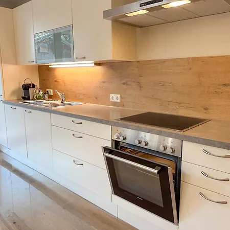 Duo - One & Two, Premium Seekirchen