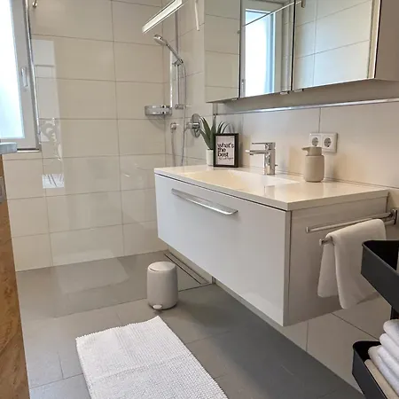 Duo - One & Two, Premium Seekirchen *