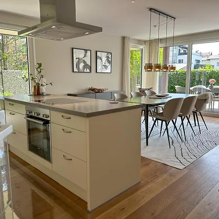 Duo - One & Two, Premium Seekirchen Apartment
