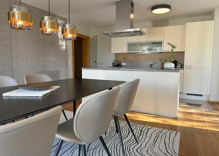 Duo - One & Two, Premium Seekirchen *